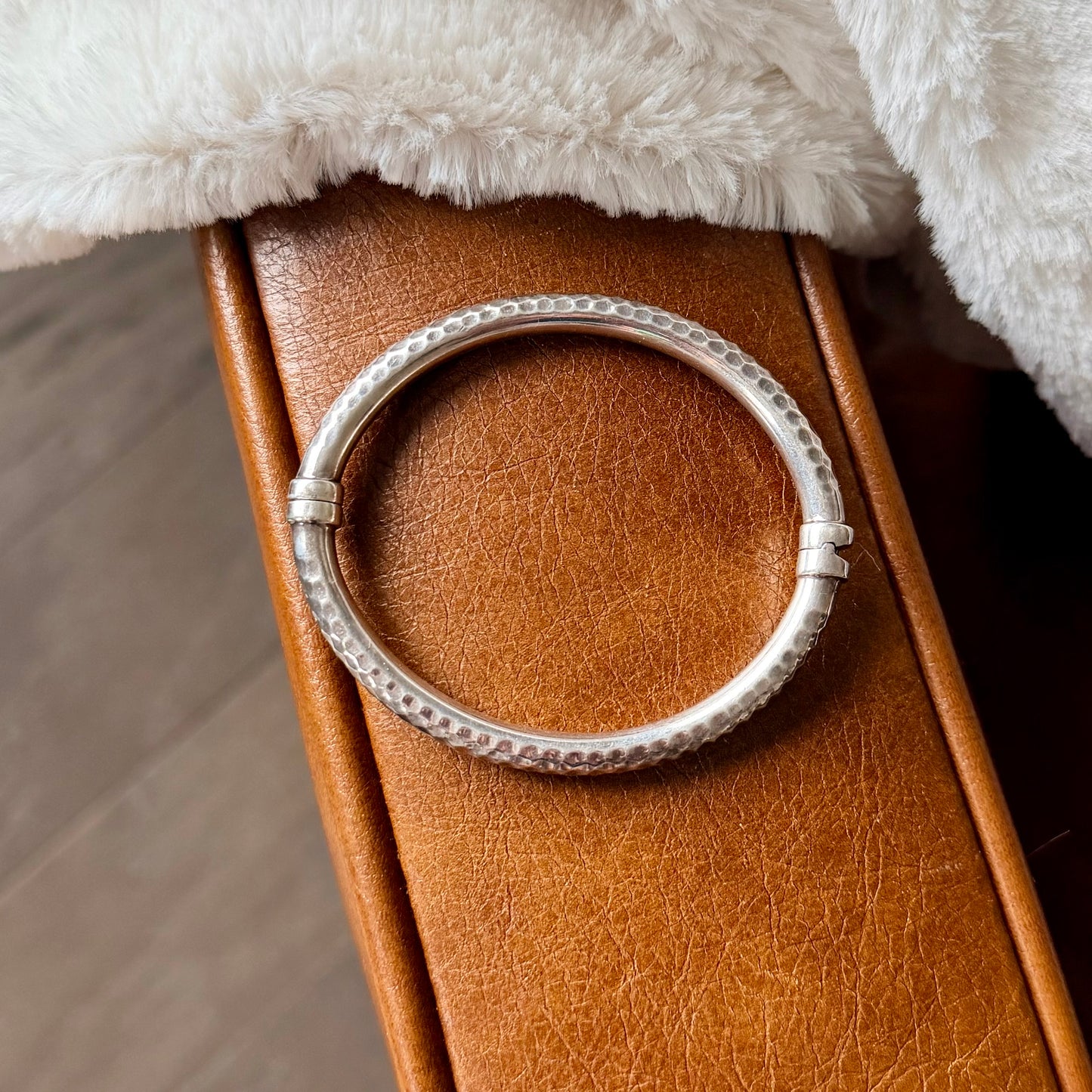 Vintage Hammered Hollow Hinged Bangle