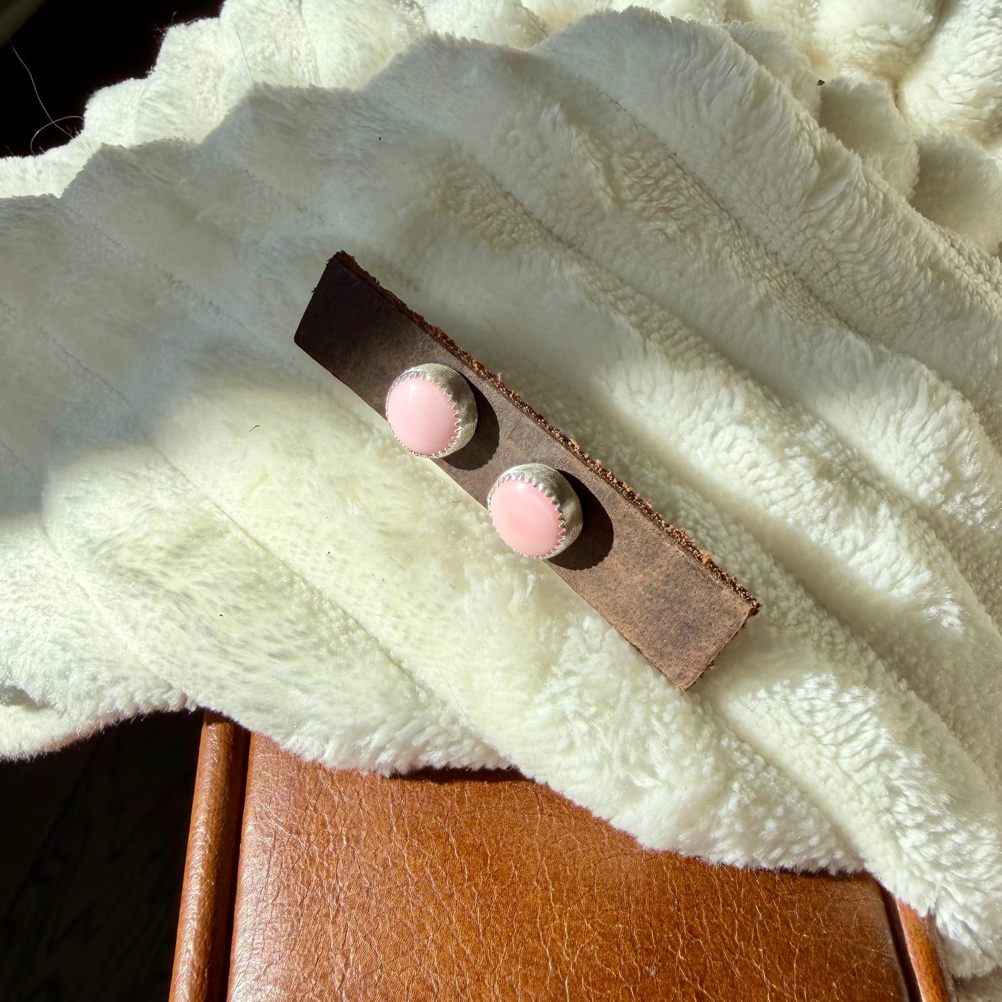 Pink Conch Stud Earrings