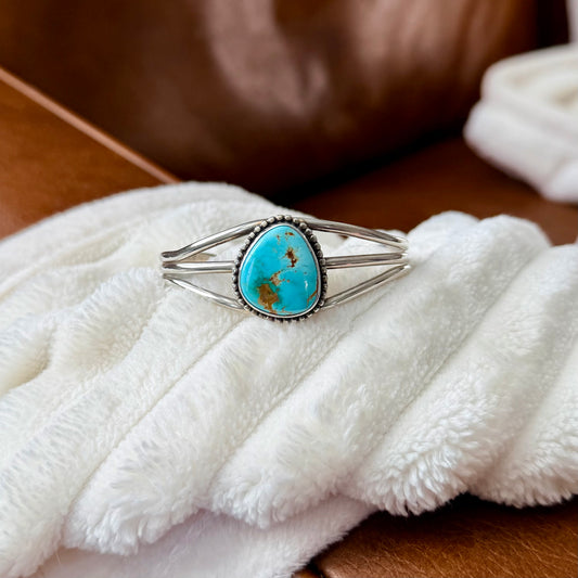Vintage Turquoise Cuff