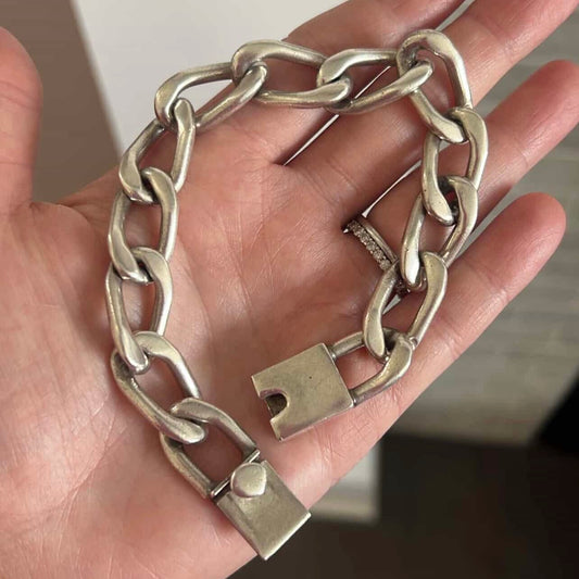Johanna’s Custom Bracelet Listing