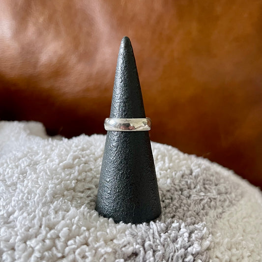 Solid Medium Band Ring