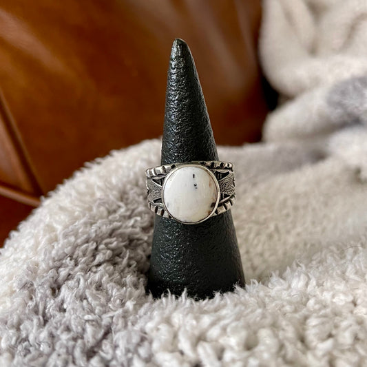 White Buffalo Tapered Ring - Size 8