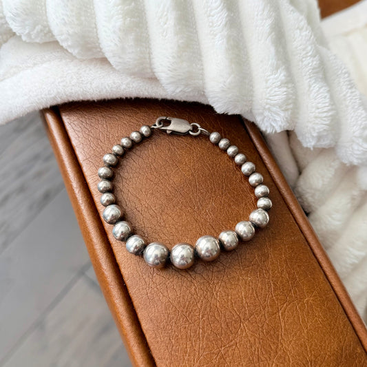 Vintage Graduated Pearl Bracelet